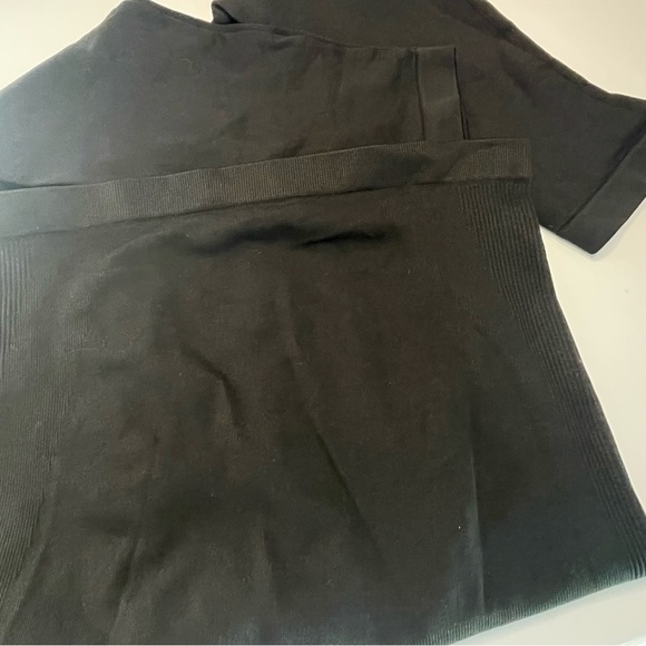 Time and Tru Maternity Large 12/14 Black Leggings PRELOVED - Picture 3 of 7